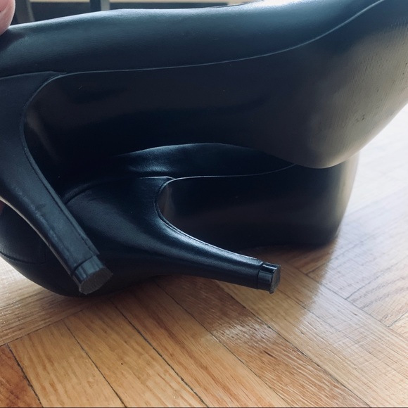 Black Guess 8.5 round toe Pumps with bow - Picture 4 of 8